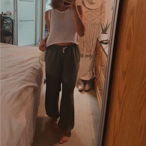 🐚👢 Zara olive slouch pants